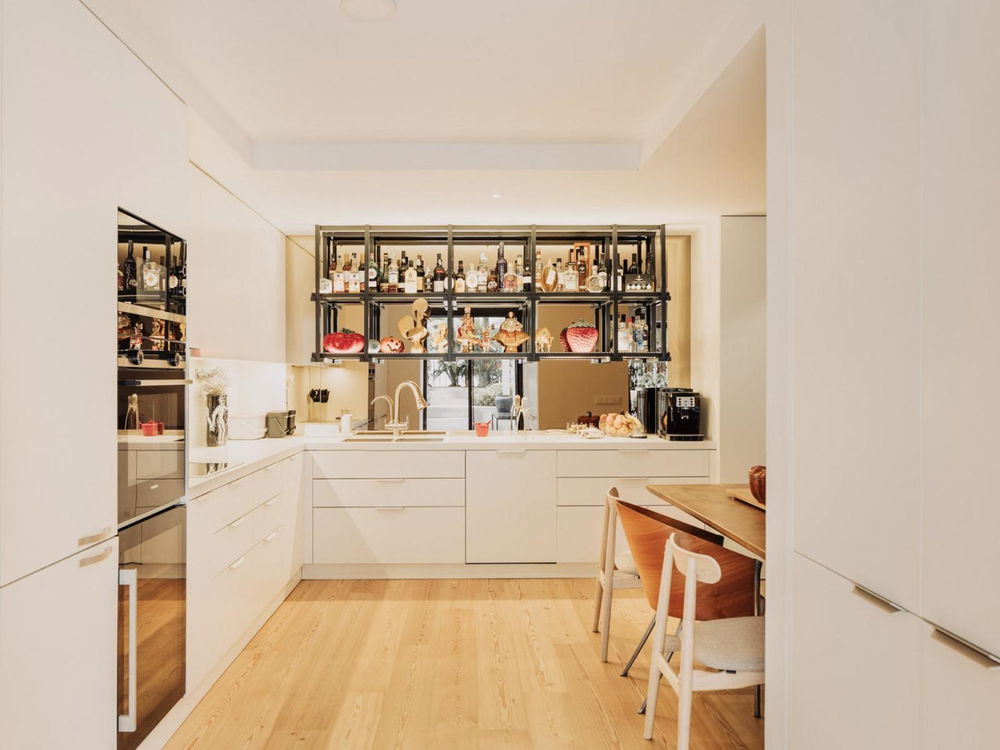 3 bedroom flat with terrace and parking, next to the Gulbenkian 294742764