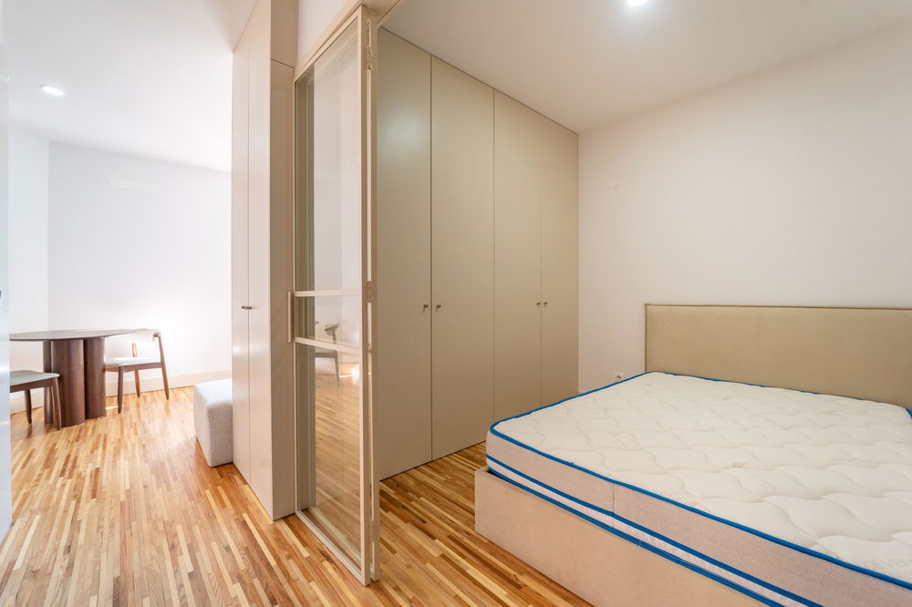 1 bedroom flat with storage room, in downtown Porto 2230671623