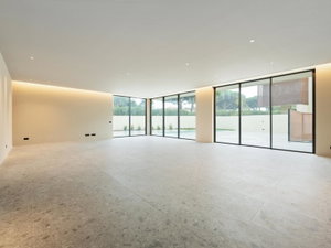 New build 5 bedroom villa, with garden and swimming pool, located in Birre 3869909012