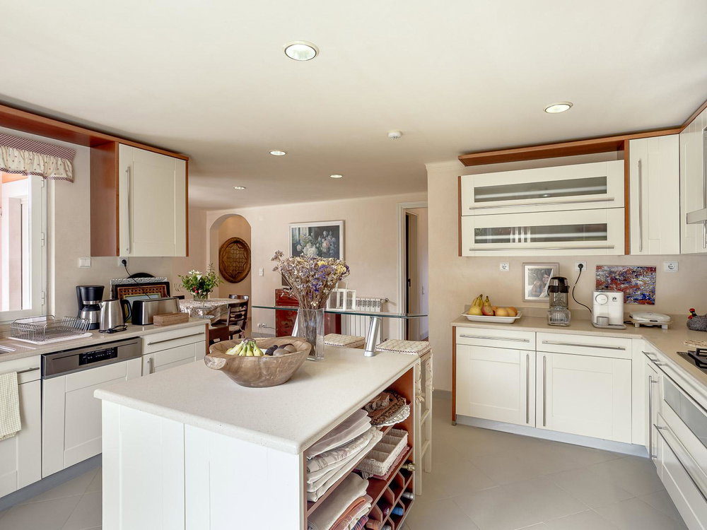 Moradia T5 em Cascais, com jardim e piscina privativa 602476754