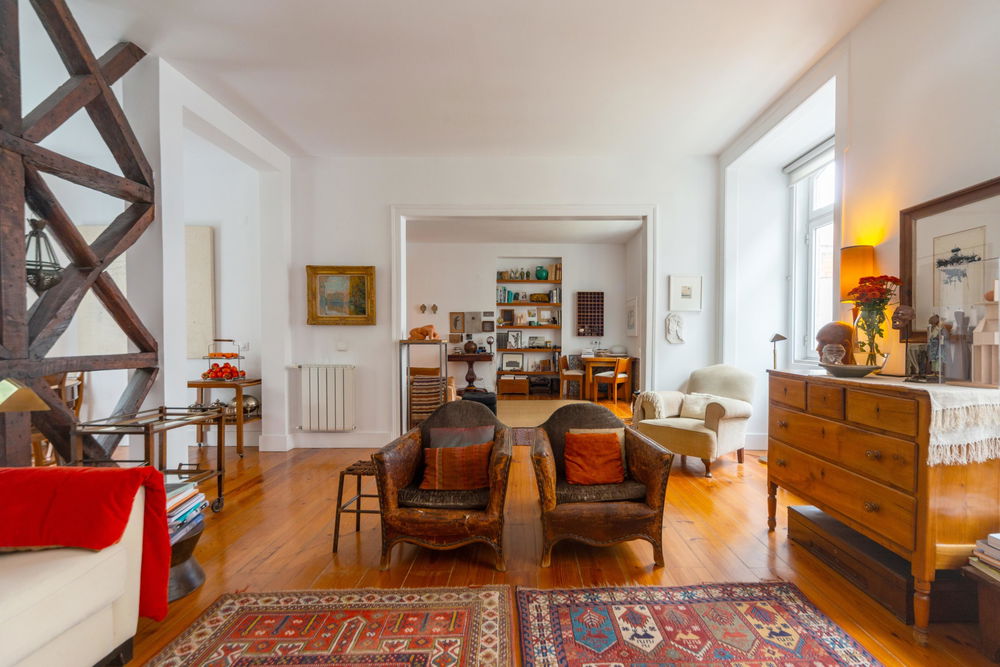 4-Bedroom Apartment in a Historic Pombaline Building 1386429765