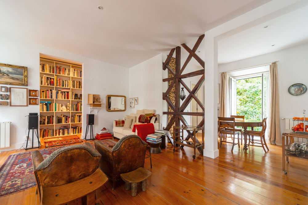 4-Bedroom Apartment in a Historic Pombaline Building 1386429765