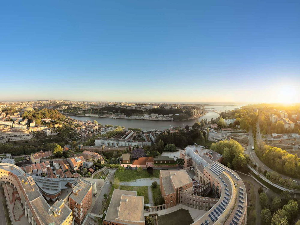 2 bedroom flat with garden and 2 parking spaces in Porto 1044514181