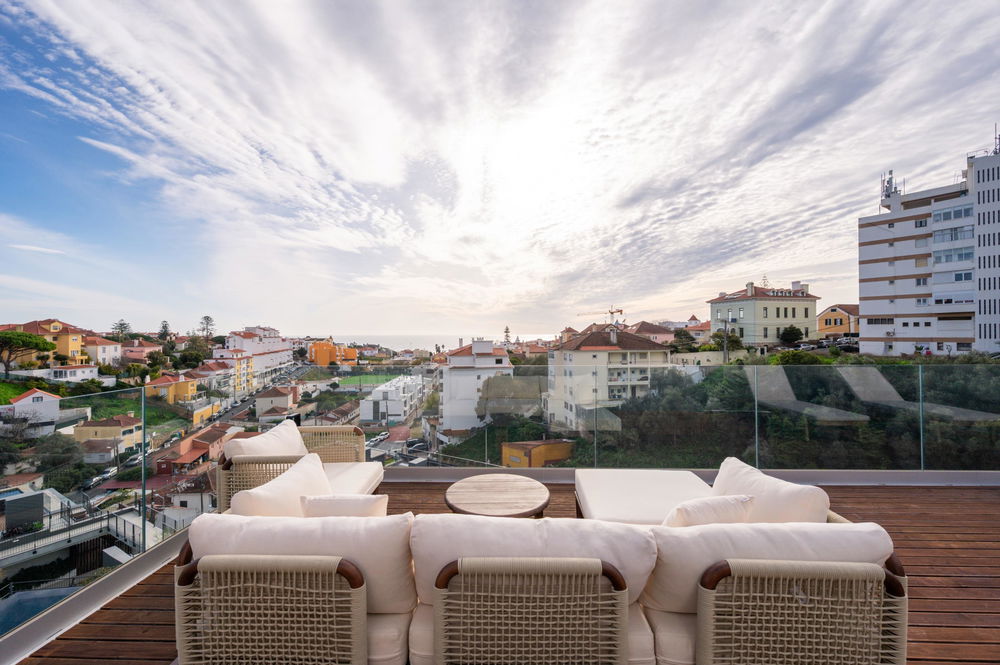 3 bedroom duplex flat with balconies and unobstructed sea views, in Estoril 2974159444