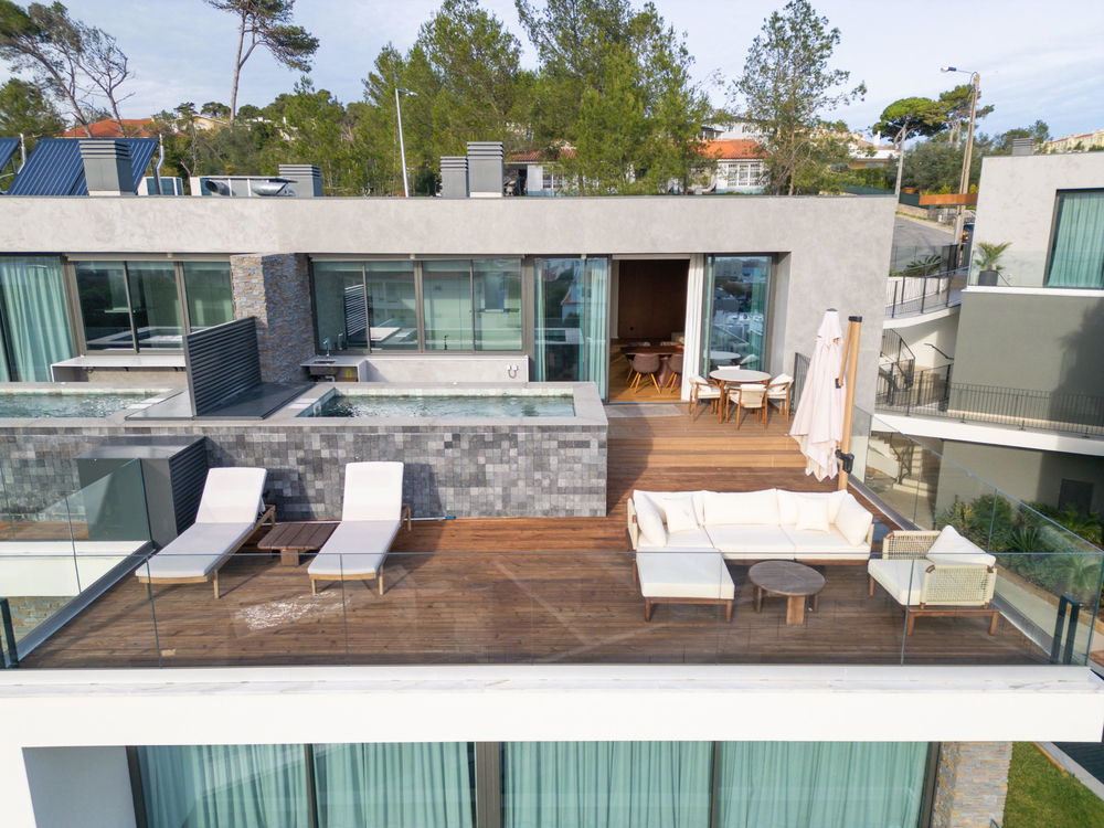 3 bedroom duplex flat with balconies and unobstructed sea views, in Estoril 2974159444