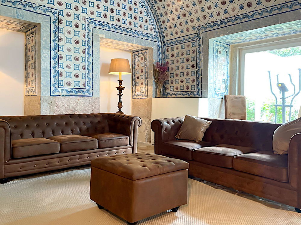 3+1 Bedroom Apartment in Restelo, with Private Garden, in Historic Palace 3061777186