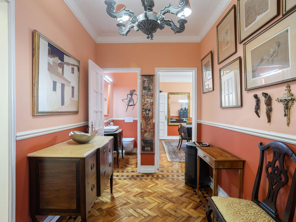 4 bedroom flat with garage and lift, in Estrela, Lisbon 1658522514