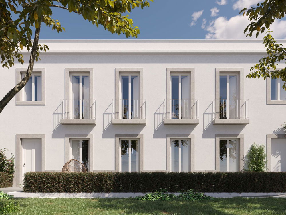 Studio flat with patio, in Campo de Ourique 691725765