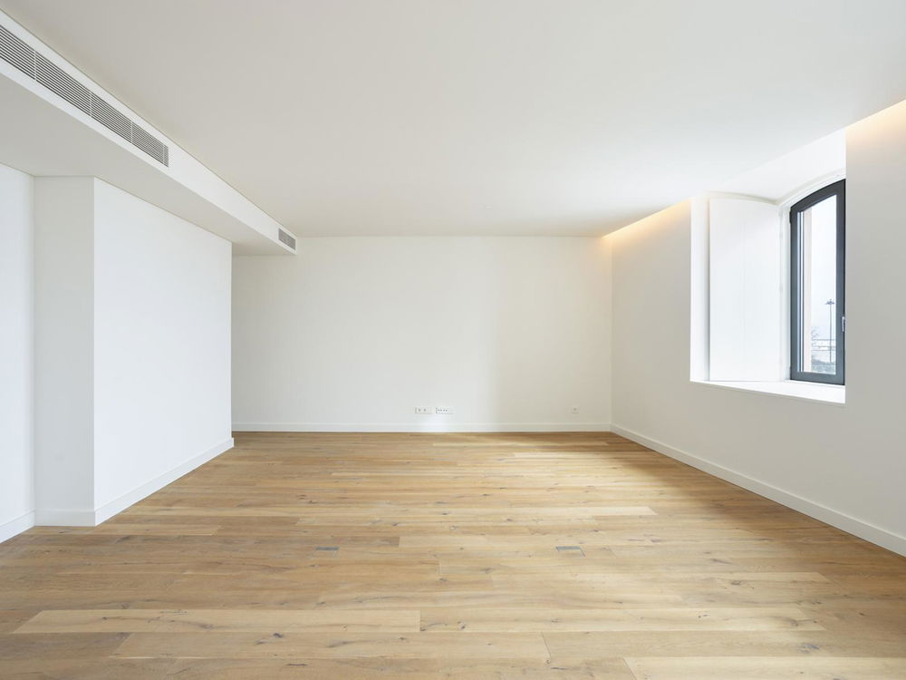 New 4bedroom apartment in Belém with river view, balcony and parking 1551942899