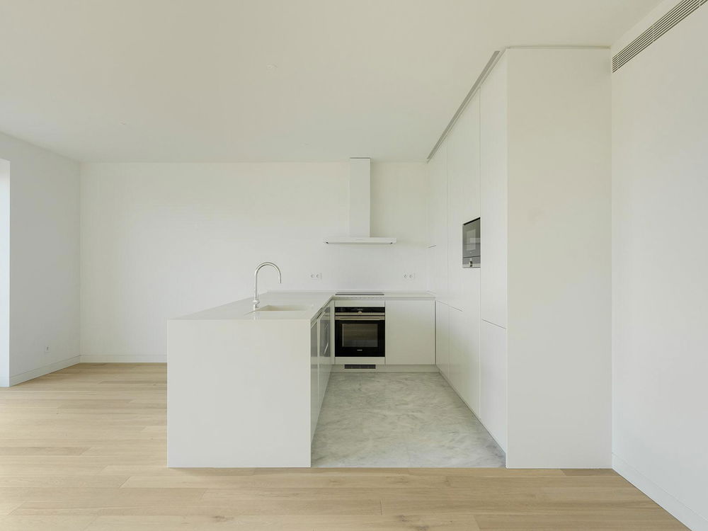 2 bedroom flat in Estrela, Lisbon, with river view and garage 2729710597