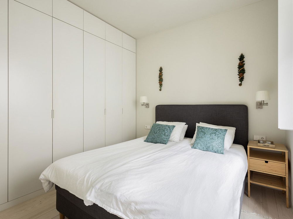 1-Bedroom Apartment with Juliet Balcony in Lapa 3886635242