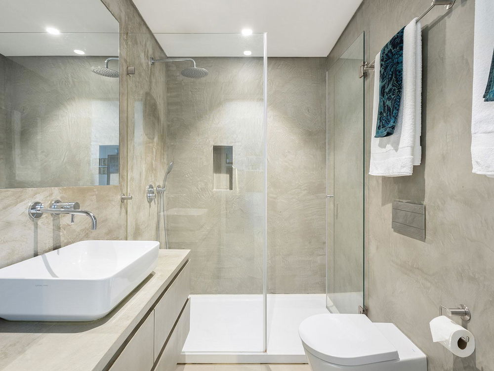 1-Bedroom Apartment with Juliet Balcony in Lapa 3886635242