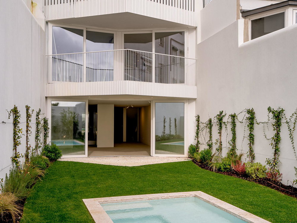 2 bedroom duplex flat with garden, pool and river view, in Lapa 1673955203