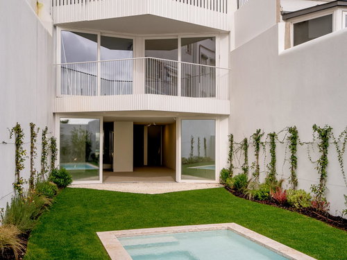 2 bedroom duplex flat with garden, pool and river view, in Lapa 1673955203