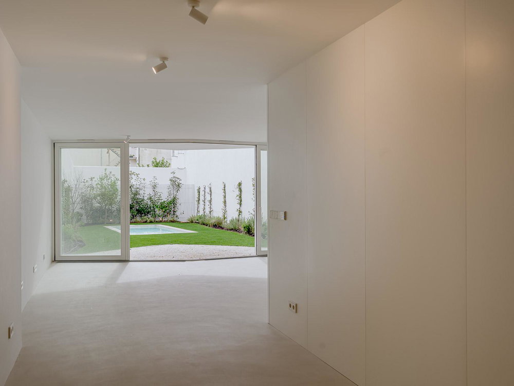 2 bedroom duplex flat with garden, pool and river view, in Lapa 1673955203