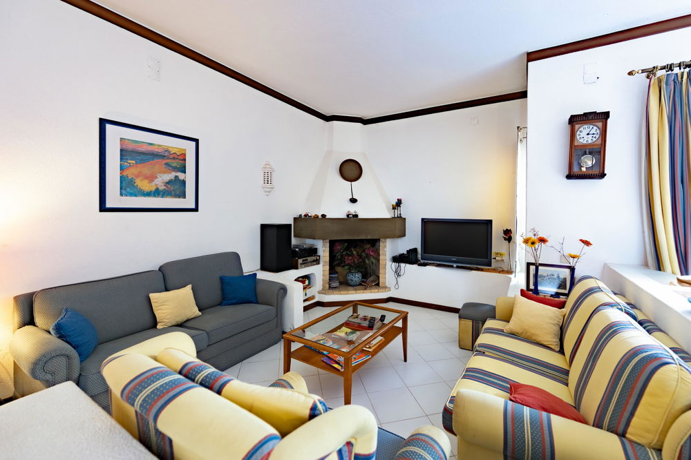 3+1 bedroom semi-detached house with pool and garden, in Albufeira, Algarve 4222880798