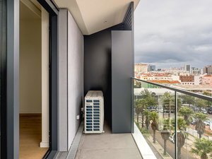 1 bedroom flat Avenidas Novas, Lisbon, with balcony and swimming pool 3372680339