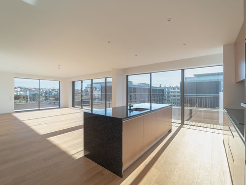 4 bedroom flat on the top floor, next to the beach, in Matosinhos Sul 1734796484