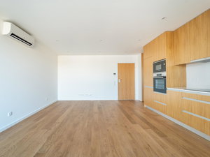 2 bedroom flat by the beach in Matosinhos Sul 2149379983