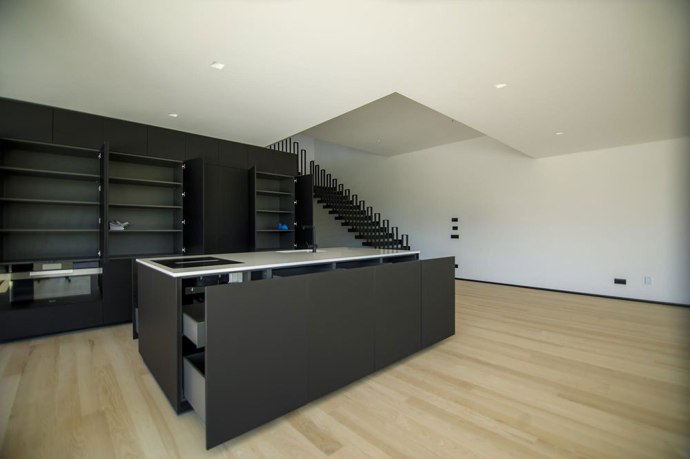 4 bedroom villa in Cascais with swimming pool and private garden 4153947497