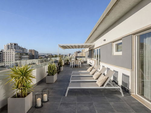 Penthouse T7 duplex em Lisboa com terraço e vista panorâmica 1370545858