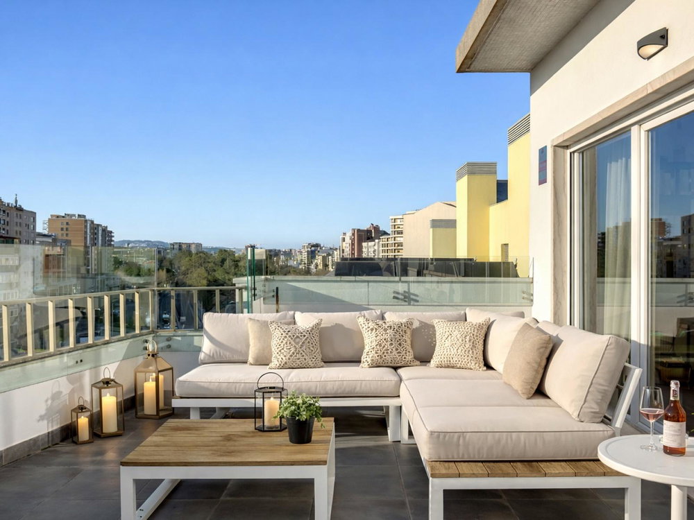 Penthouse T7 duplex em Lisboa com terraço e vista panorâmica 1370545858