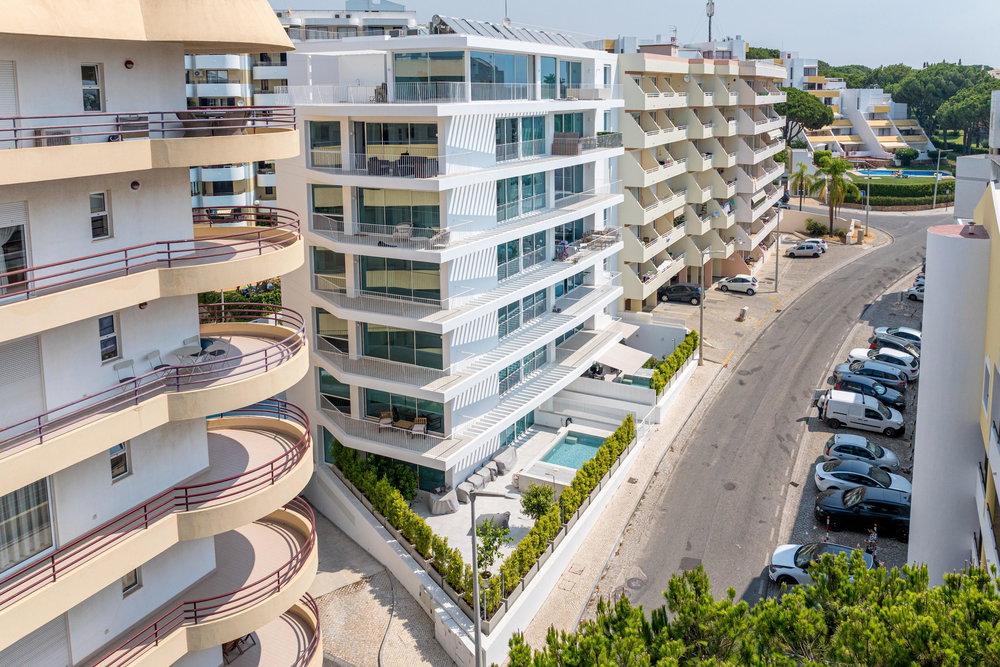 New build 3 bedroom flat in the centre of Vilamoura, Algarve 1552080452