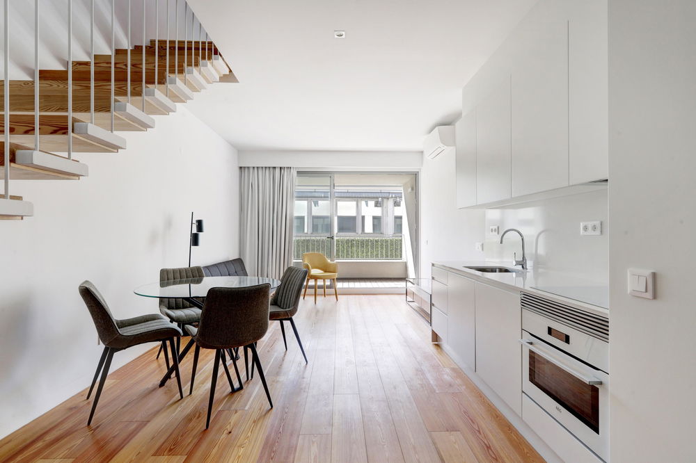 2 bedroom apartment with parking and terrace, in Saldanha 840299992