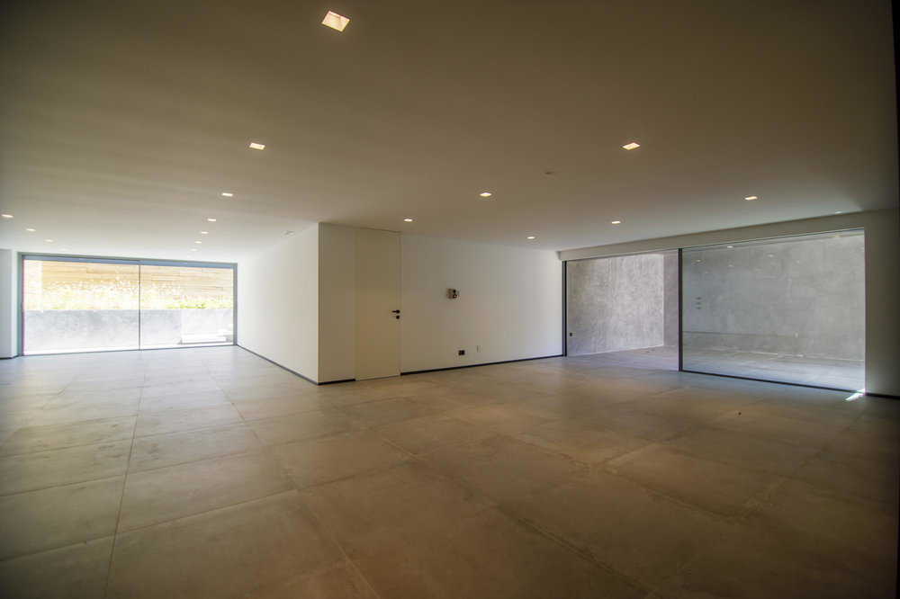 4 bedroom villa in Cascais with swimming pool and premium finishes 1609353159