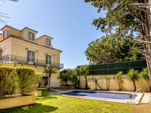 Moradia T7, com piscina e jardim privativo, em Carnide 2858507807