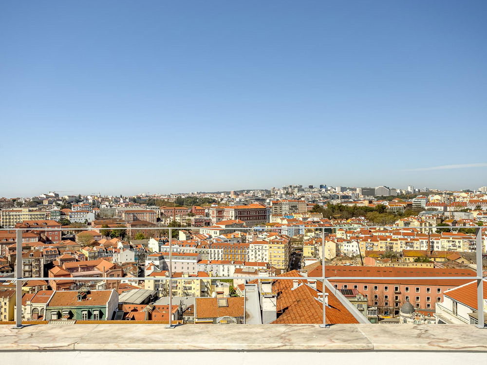 3 bedroom flat with terrace in Arroios, Lisbon 484566083