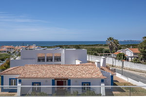 2+1 bedroom flat in Porto Covo with terrace and rooftop pool 1612080600