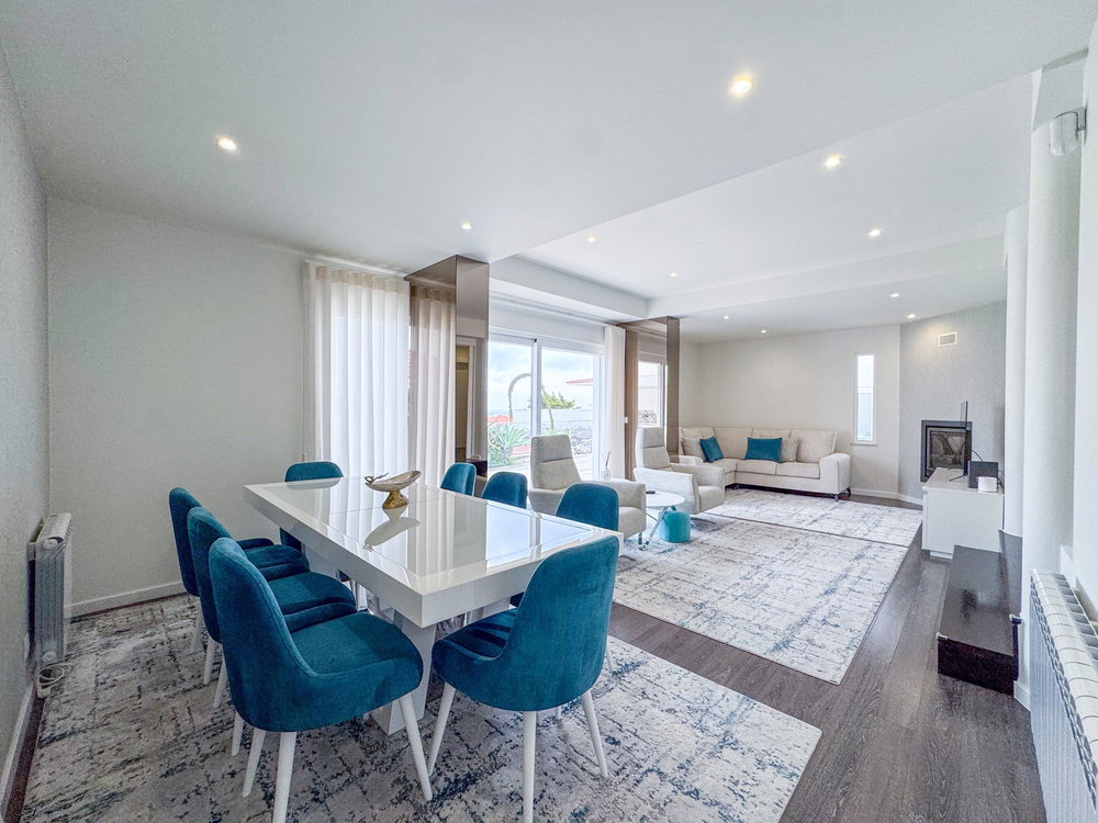 Semi-detached house T5+1 in Ericeira, renovated and close to the sea 2965995835