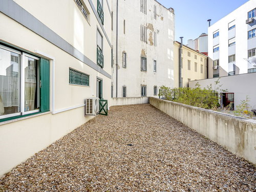 1 bedroom flat with private garage and lift, in Misericórdia, Lisbon 294024912