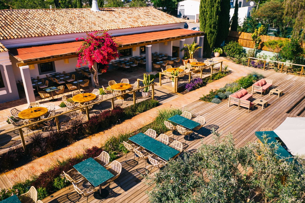 Commercial space in the Golden Triangle, Algarve 3172624513