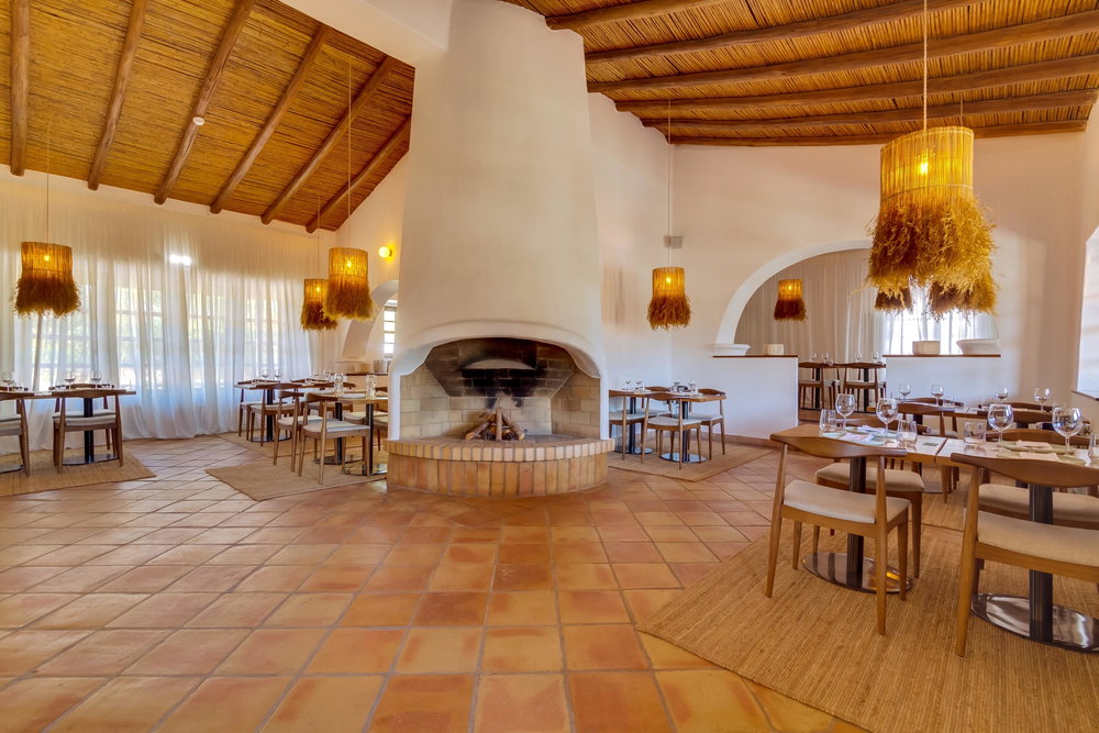 Commercial space in the Golden Triangle, Algarve 3172624513