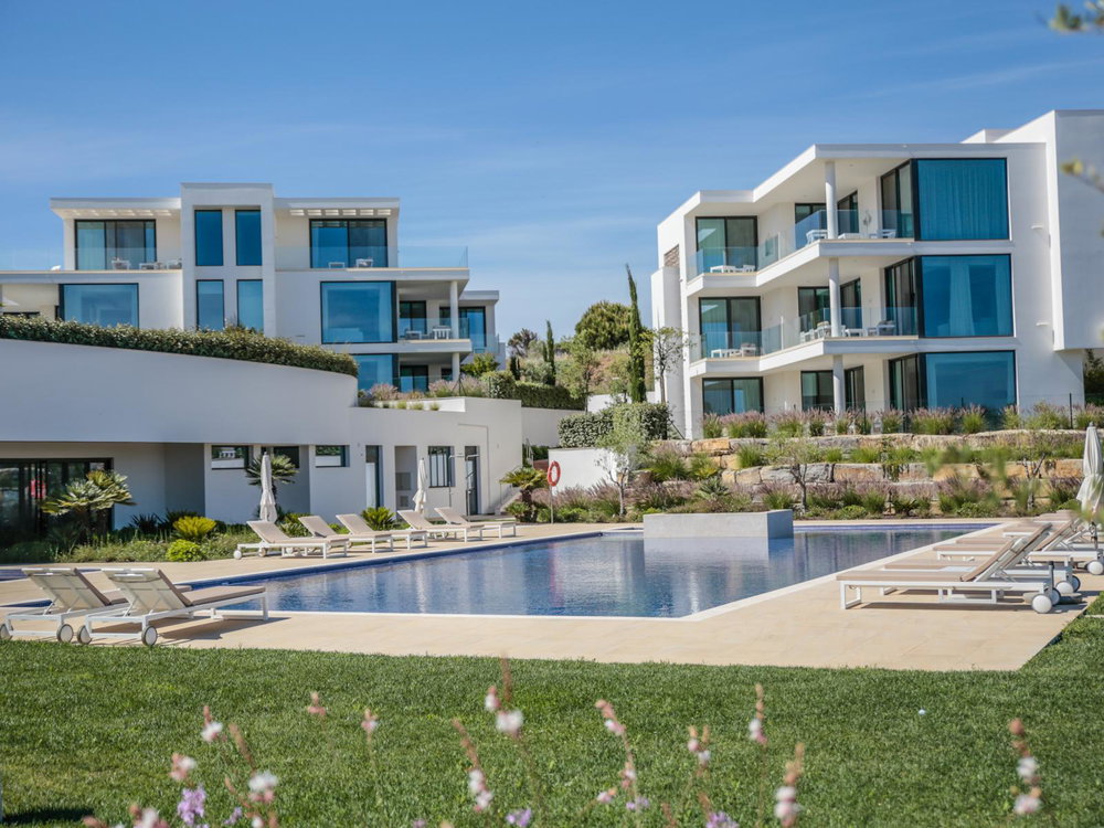 2 bedroom flat with terrace in Monte Rei Golf & Country 3398783139