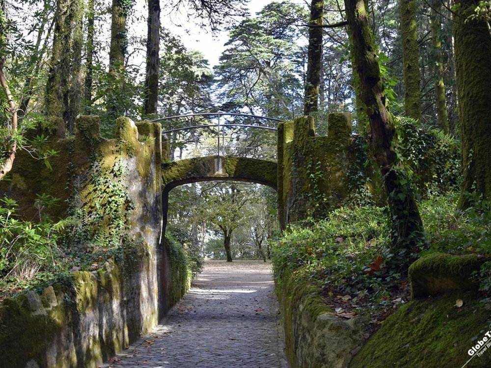 Urban land 3066 m², with centenary ruin and monuments view, in Sintra 3483868519