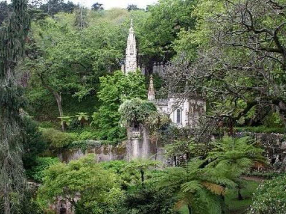 Urban land 3066 m², with centenary ruin and monuments view, in Sintra 3483868519
