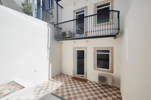 1 bedroom flat with terrace, in Lapa, Lisbon 3967832697