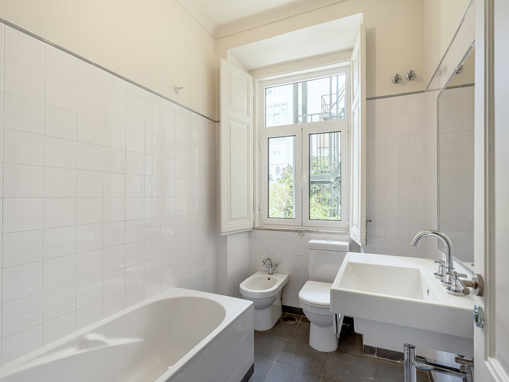 3 bedroom flat, with balcony, in Campo de Ourique 2268582017