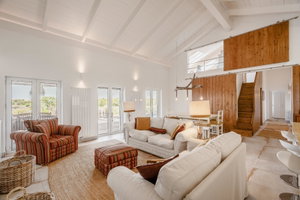 4 bedroom villa in Possanco with infinity pool and open views 1202911859