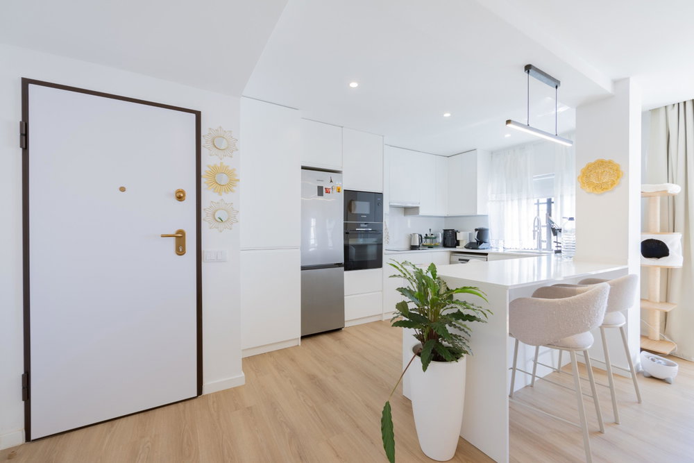 2 bedroom flat in the centre of Quarteira, Algarve 3525630643
