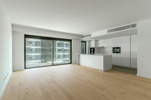 New 3 bedroom flat with parking in Avenidas Novas 3776314925