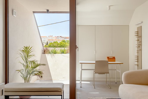 1 bedroom flat in Lisbon with balcony, garage and storage room 4021694362