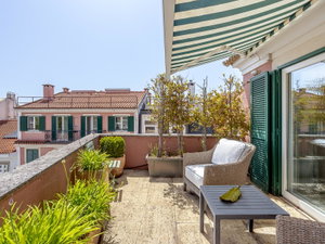 2 bedroom duplex flat in Lisbon, Estrela, with terrace and river view 775195085