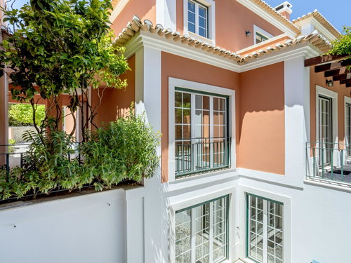 4+1 bedroom villa, inserted in a gated community, in Bicesse, Cascais 1078880631