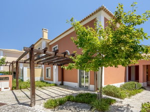 4+1 bedroom villa, inserted in a gated community, in Bicesse, Cascais 1078880631