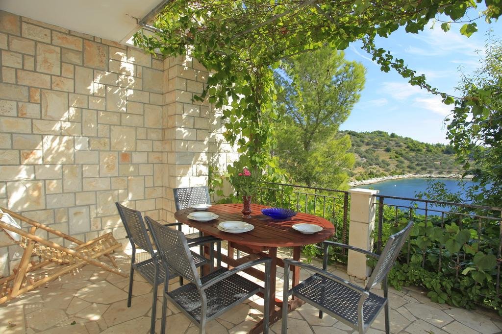 3-Floor Stone House On Korčula Island 3687505787
