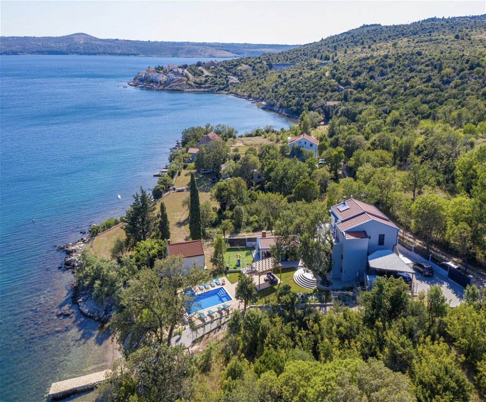 Seafront Villa near Zadar 2880527460